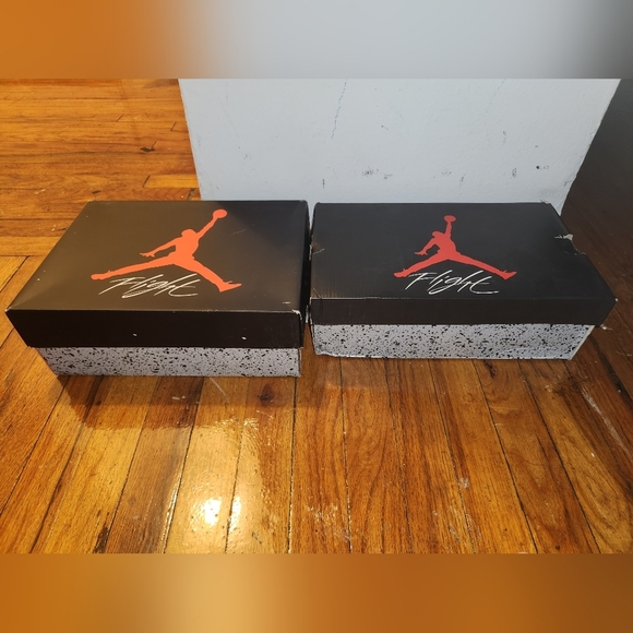 Jordan Retro 4 Empty Boxes - Picture 2 of 6
